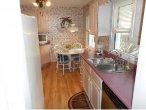 300 Maple Tree Drive Bristol Tn 37620, Bristol, TN 37620 photo 5