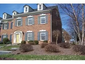 603 E Mountcastle 1 Johnson City Tn 37601, Johnson City, TN 37601 photo 2