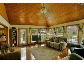 1320 Love Station Road Erwin Tn 37650, Erwin, TN 37650 photo 9