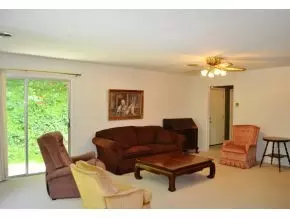 41 Spring Circle Bristol Va 24201, Bristol, VA 24201 photo 10
