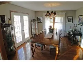 309 Robin Road Bristol Tn 37620, Bristol, TN 37620 photo 3