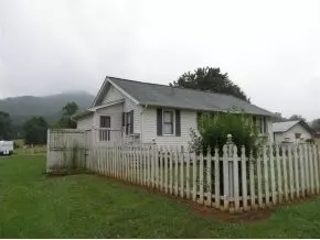 132 Sawmill Road Hampton Tn 37658, Hampton, TN 37658 photo 4