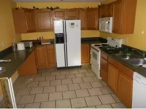 25 10th Street, Bristol, TN 37620 photo 6