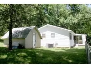 139 Peters Lane Hampton Tn 37658, Hampton, TN 37658 photo 5