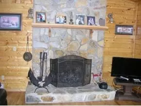 736 Fairview Hampton Tn 37658, Hampton, TN 37658 photo 3