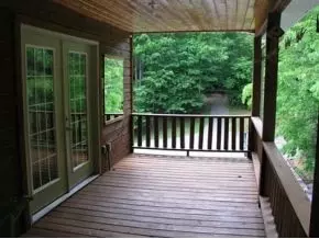 736 Fairview Hampton Tn 37658, Hampton, TN 37658 photo 9