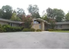 830 Mohawk Drive Erwin Tn 37650, Erwin, TN 37650 photo 2