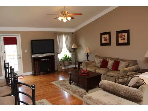 235 Anderson Street Limestone Tn 37681, Limestone, TN 37681 photo 3