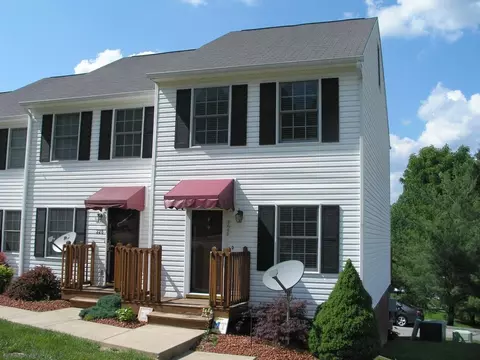 326 Beaverview Drive 326 Bristol Va 24201, Bristol, VA 24201 photo 1