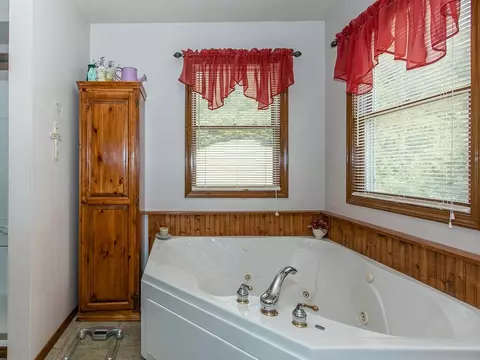910 Poteat Lane Fall Branch Tn 37656, Fall Branch, TN 37656 photo 15