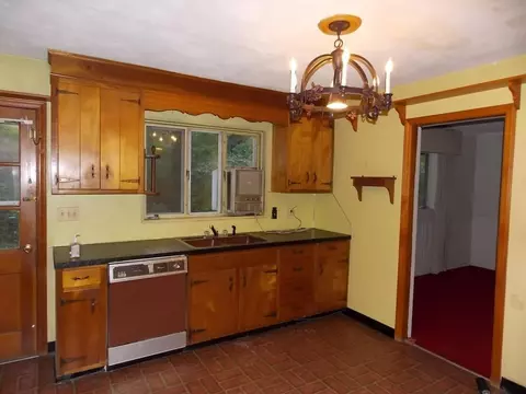 100 Walnut Circle Bristol Tn 37620, Bristol, TN 37620 photo 10
