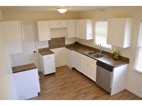 215 Ashley Drive Bristol Va 24201, Bristol, VA 24201 photo 3