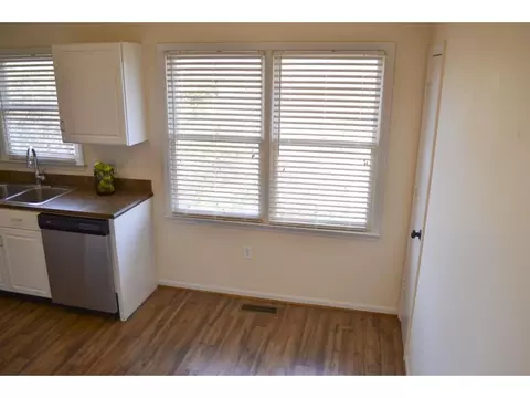 215 Ashley Drive Bristol Va 24201, Bristol, VA 24201 photo 4