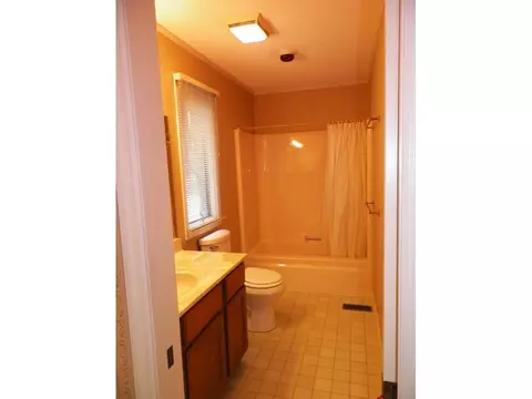 1138 Timbers 1138 Greeneville Tn 37745, Greeneville, TN 37745 photo 11