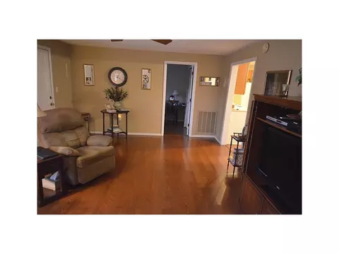 718 Broyles Avenue Erwin Tn 37650, Erwin, TN 37650 photo 3