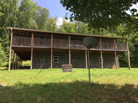142 Potts Road Erwin Tn 37650, Erwin, TN 37650 photo 2