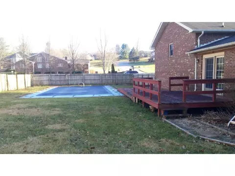 100 Hampton Drive Bristol Tn 37620, Bristol, TN 37620 photo 2