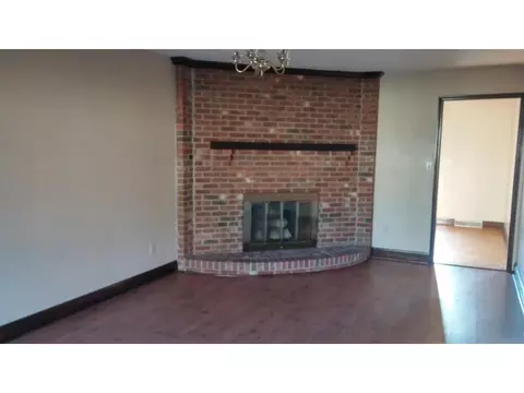 100 Hampton Drive Bristol Tn 37620, Bristol, TN 37620 photo 4