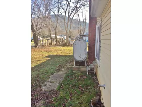 109 Belmont Erwin Tn 37650, Erwin, TN 37650 photo 7