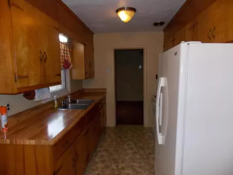 142 Webb Court Bristol Tn 37620, Bristol, TN 37620 photo 3