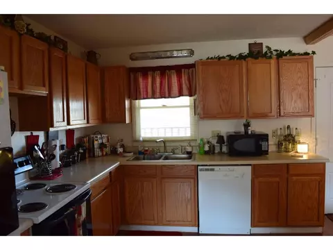 157 Fiddlers Branch Road Hampton Tn 37658, Hampton, TN 37658 photo 11