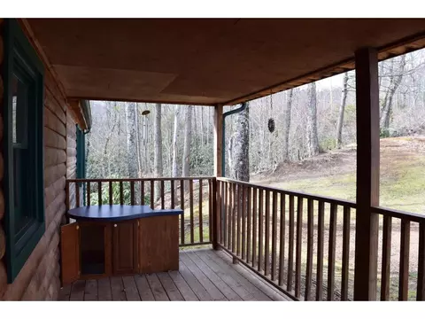 157 Fiddlers Branch Road Hampton Tn 37658, Hampton, TN 37658 photo 2