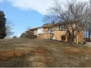 220 E 11th Avenue Johnson City Tn 37601, Johnson City, TN 37601 photo 2