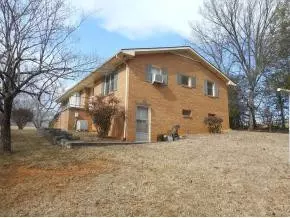 220 E 11th Avenue Johnson City Tn 37601, Johnson City, TN 37601 photo 6