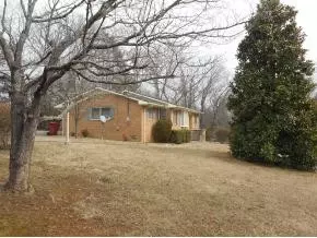 220 E 11th Avenue Johnson City Tn 37601, Johnson City, TN 37601 photo 7