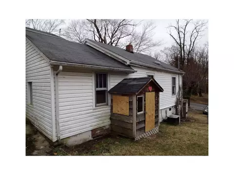 853 Mary Street Bristol Tn 37620, Bristol, TN 37620 photo 2