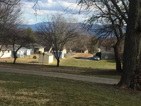 704 E Barton Ridge Road Greeneville Tn 37745, Greeneville, TN 37745 photo 6