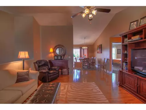 367 Walkers Bend Road Gray Tn 37615, Gray, TN 37615 photo 8