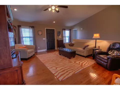 367 Walkers Bend Road Gray Tn 37615, Gray, TN 37615 photo 9