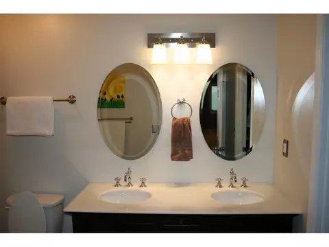325 Hickory Bluff Johnson City Tn 37601, Johnson City, TN 37601 photo 23