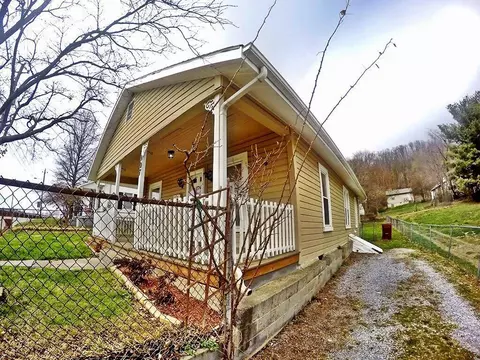 907 Main Johnson City Tn 37601, Johnson City, TN 37601 photo 2