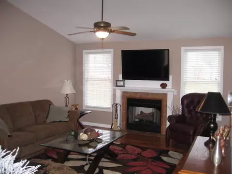 33051 Spring Garden Drive Glade Spring Va 24340, Glade Spring, VA 24340 photo 4