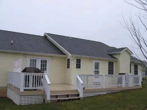 33051 Spring Garden Drive Glade Spring Va 24340, Glade Spring, VA 24340 photo 2