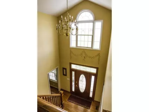22151 Flame Leaf Drive Bristol Va 24202, Bristol, VA 24202 photo 6