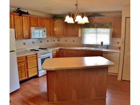518 Mohawk Drive Erwin Tn 37650, Erwin, TN 37650 photo 2