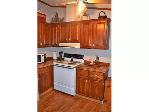 151 Lyons Road Hampton Tn 37658, Hampton, TN 37658 photo 5
