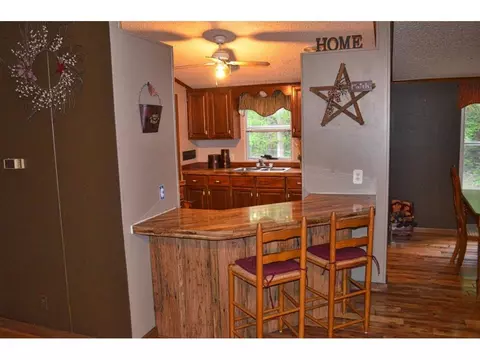 151 Lyons Road Hampton Tn 37658, Hampton, TN 37658 photo 6