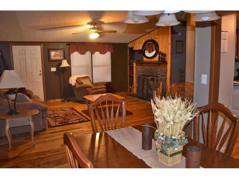151 Lyons Road Hampton Tn 37658, Hampton, TN 37658 photo 2