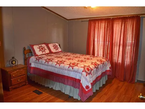 151 Lyons Road Hampton Tn 37658, Hampton, TN 37658 photo 8