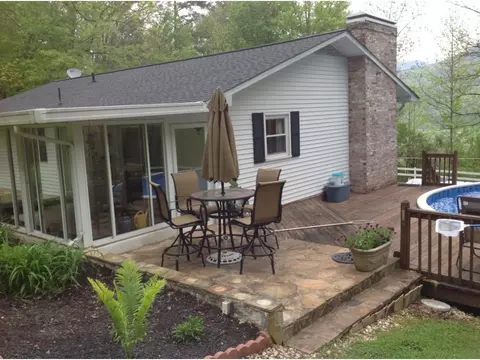 129 Helton Road Hampton Tn 37658, Hampton, TN 37658 photo 8