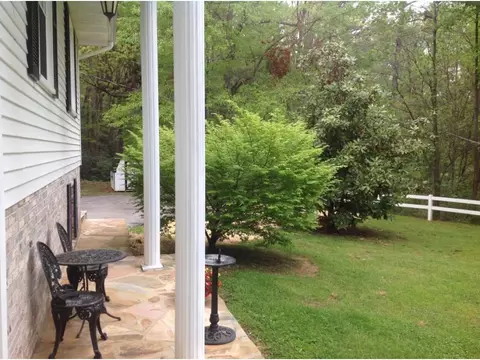 129 Helton Road Hampton Tn 37658, Hampton, TN 37658 photo 2