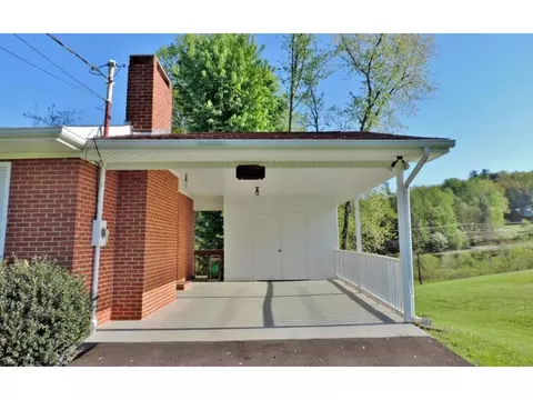 151 Sara Day Road Erwin Tn 37650, Erwin, TN 37650 photo 4