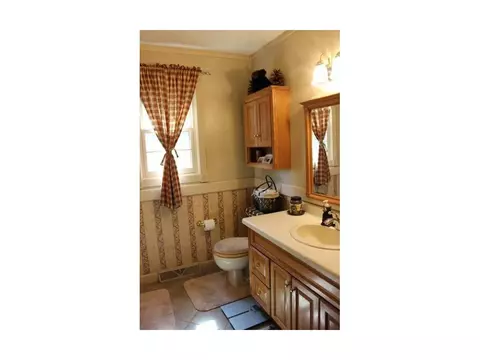 242 Forrest Road Fall Branch Tn 37656, Fall Branch, TN 37656 photo 4