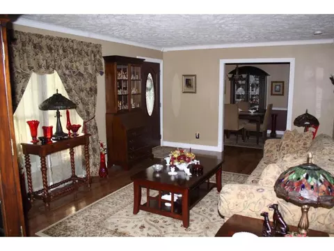 130 Painter Avenue Fall Branch Tn 37656, Fall Branch, TN 37656 photo 4