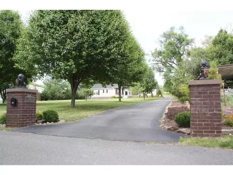 130 Painter Avenue Fall Branch Tn 37656, Fall Branch, TN 37656 photo 2