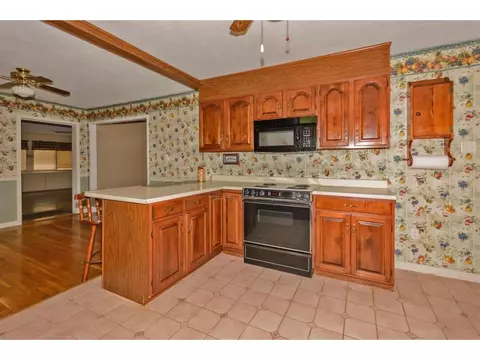 20447 Carson Lane Bristol Va 24202, Bristol, VA 24202 photo 9